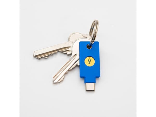 Yubico - USB-sikkerhetsnøkkel - NFC - svart