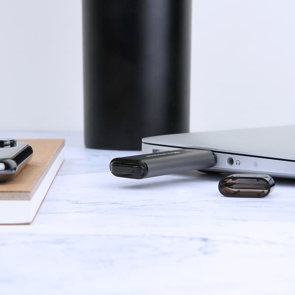 USB-minne JF920 USB3.2 Gen1 512 GB (R420 / W400)