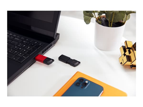 Kingston DataTraveler Exodia M - USB flash-enhet - 128 GB - USB 3.2 Gen 1 Svart, Röd