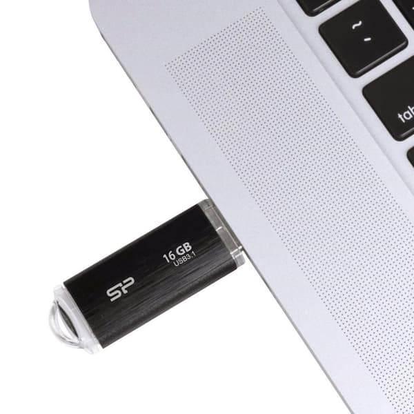 SILICON POWER Blaze B02 Pendrive USB-minne 16 GB USB Typ-A 3.2 Gen 1 (SP016GBUF3B02V1K) Svart