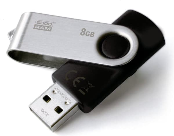 Goodram UTS2 USB-muistitikku 8 Gt USB Type-A 2.0 musta, hopea musta