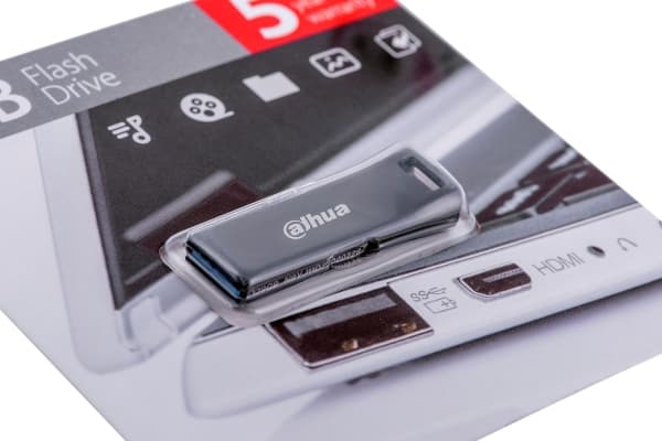 Dahua U156 128GB USB 3.2 Gen1 -muistitikku