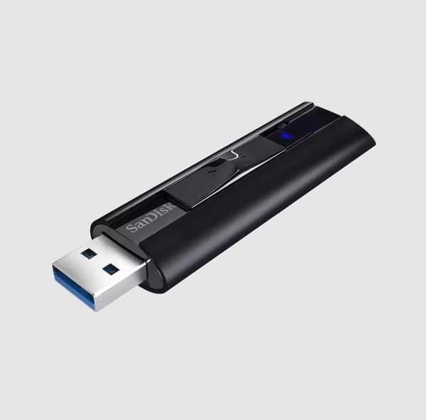 SanDisk Extreme Pro USB flash drive 128 GB USB Type-A 3.2 Gen 1 (3.1 Gen 1) Black Sort