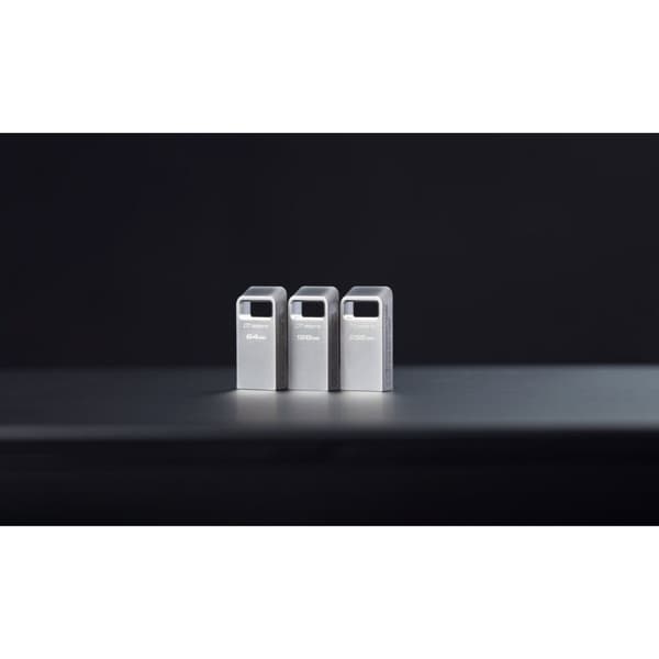 USB-stik Kingston DTMC3G2/64GB Sølvfarvet 64 GB (1 enheder)