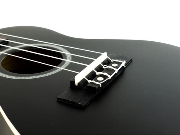 Reno RU300 Grand Concert Ukulele - Sort