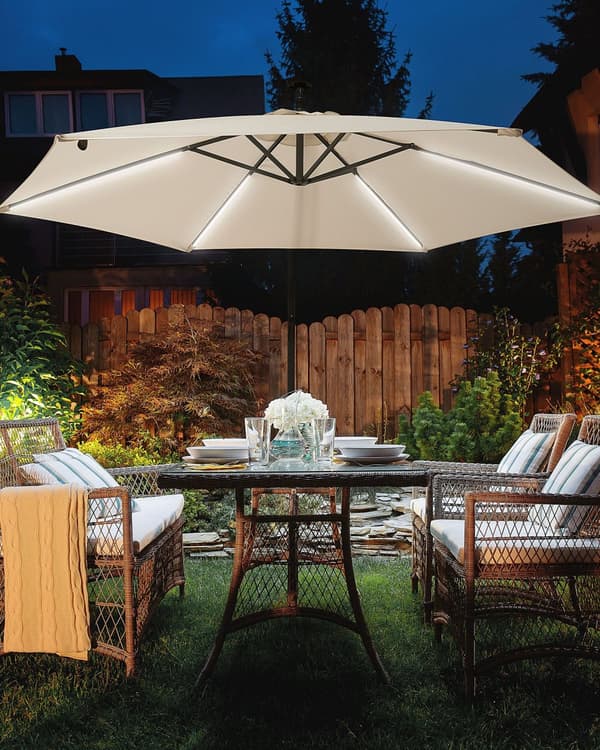 Hængeparasol Beige Polyester Grå Stål 270 x 316 cm Håndsving Krank med LED Solcelle Lys Udendørs Paraply Vandtæt Design Terrasse Have Dekor