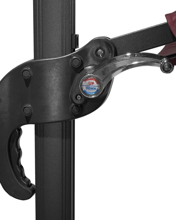 Hagesolparasoll Burgundy Canopy Black Steel Pole 235 cm Værbestandig Cantilever med sveivemekanisme