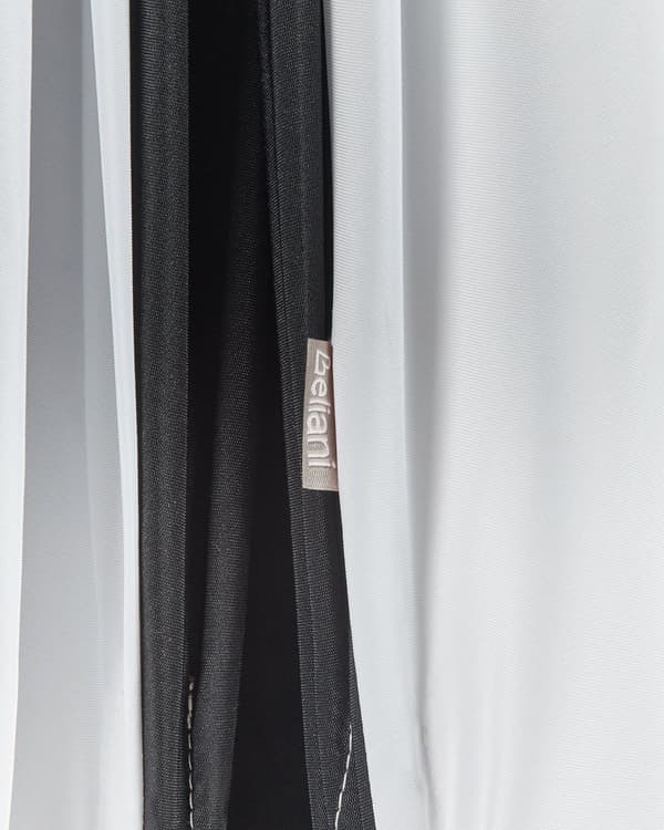 Haveparasol sort polyesterstof hvid aluminiumsrør ⌀ 245 cm moderne stil udendørsbrug