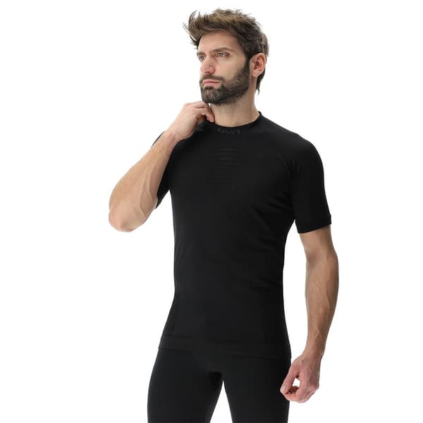 Uyn Kortärmad Baslager Fusyon Light Svart 2XL Man