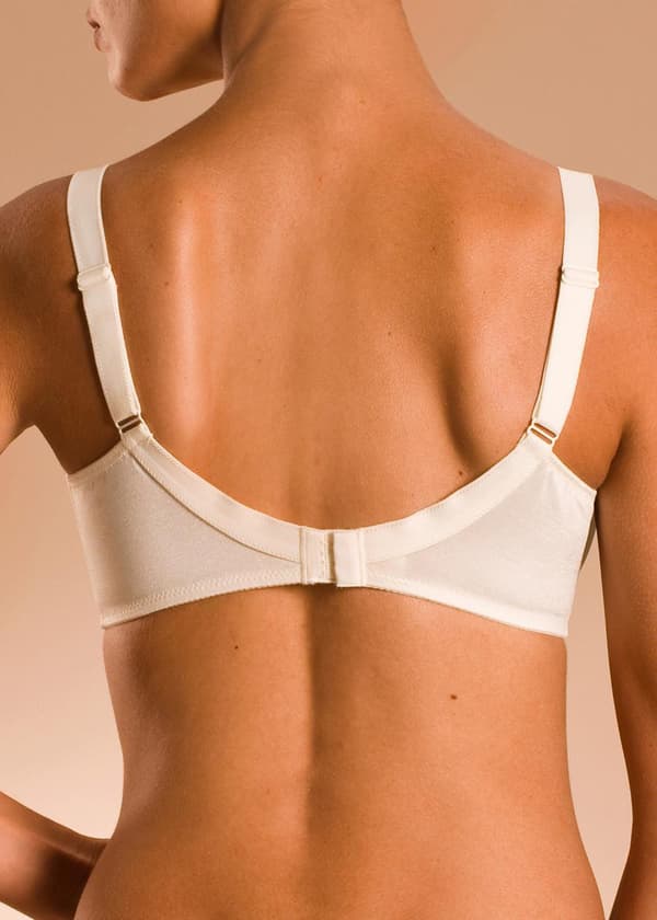 Chantelle Hedona formpressad bh Ivory