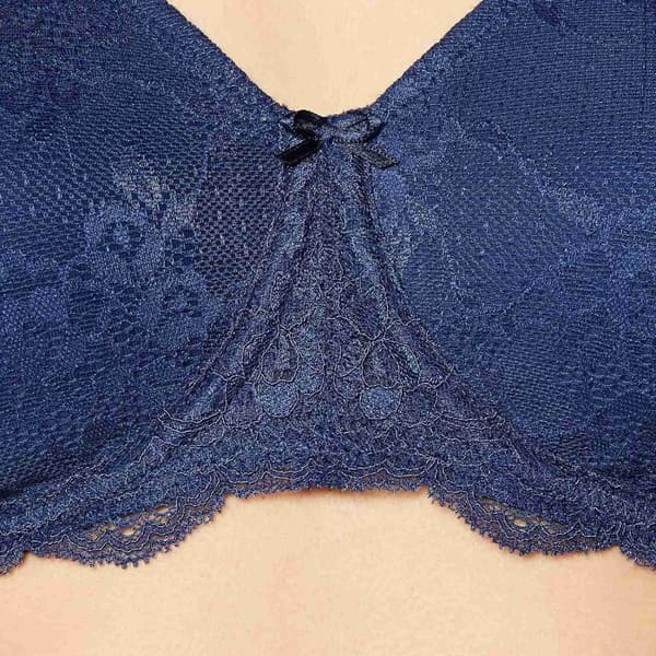 Triumph Contouring Sensation W01