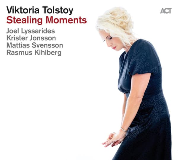 Tolstoy Viktoria: Stealing moments 2024 (CD)