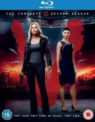 V: The Complete Second Season  (2011) Elizabeth Mitchell cert 15 2 discs Blu-Ray Pre-Owned