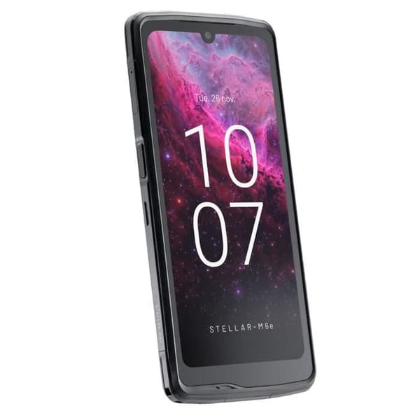 Slitstark smartphone med bred skärm, kraftfull processor och lång batteritid.