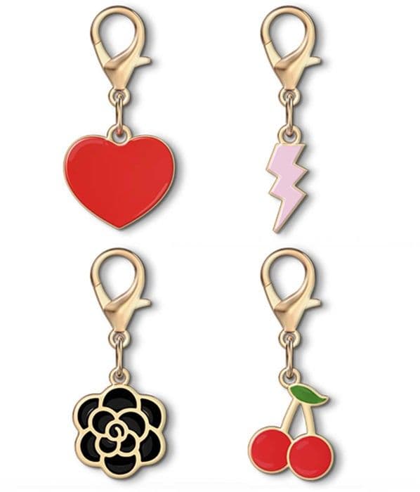 Set med 4 charms för universal smartphone axelrem LOVE