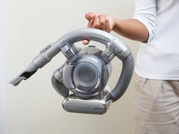 Black & Decker PD1820L-QW kädessä pidettävä tyhjiö Kromi pussiton