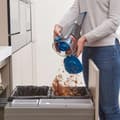 Pikkukuva 10 / 11: BLACK+DECKER BHHV320J - Kädessä pidettävä varas - sininen, titaani