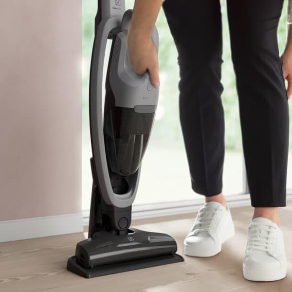 Electrolux Clean 500 ES52CB18UG -varsi-imuri harmaa