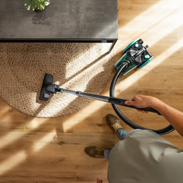 Cecotec Conga Rockstar Multicyclonic XL Animal 800 W canister vacuum cleaner. Bagless multi-cyclonic. Maximum tank capacity of up to 4 L, with high-e
