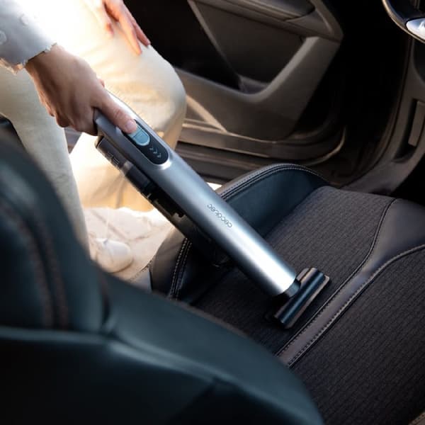 Cecotec Conga Rockstar Micro Essential handheld vacuum cleaner with 90-W Digital Brushless motor and 13-kPa suction power. 40 minute range. 2 power l