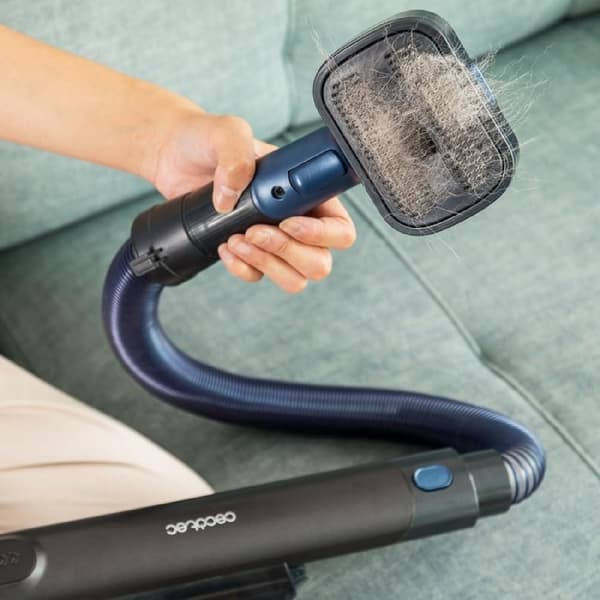 Cecotec Cecotec Conga Micro + Animal handheld vacuum cleaner with 200 W and 20 kPa suction power. 40 minute range. 2 power levels. With 2-in-1 access