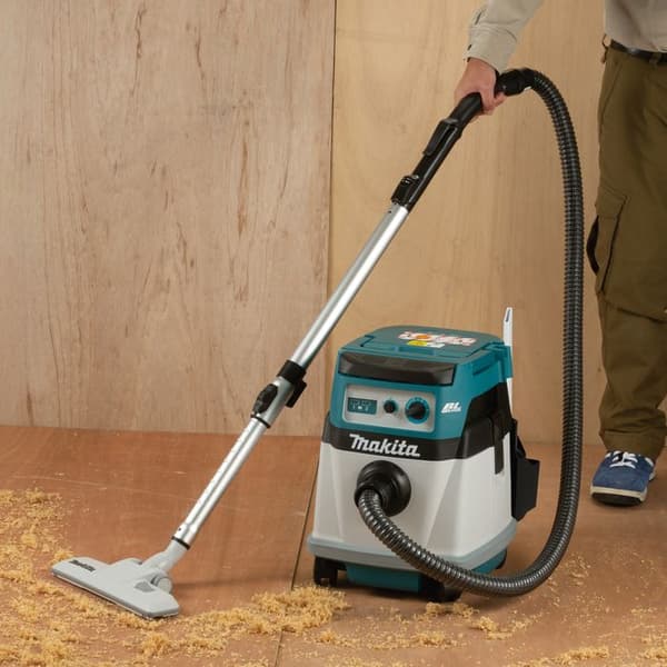 Sladdlös dammsugare - Makita - DVC155LZX2 - 2x18V - Fungerar torrt eller vått - Sok utan påse
