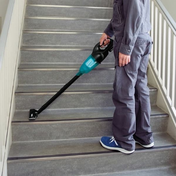 18V kvastdammsugare (utan batteri eller laddare) i kartong - MAKITA - DCL180ZB