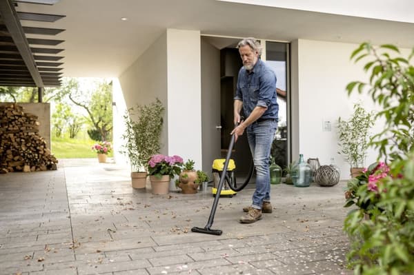 KARCHER Universaldammsugare WD 3-18 S V-17/20