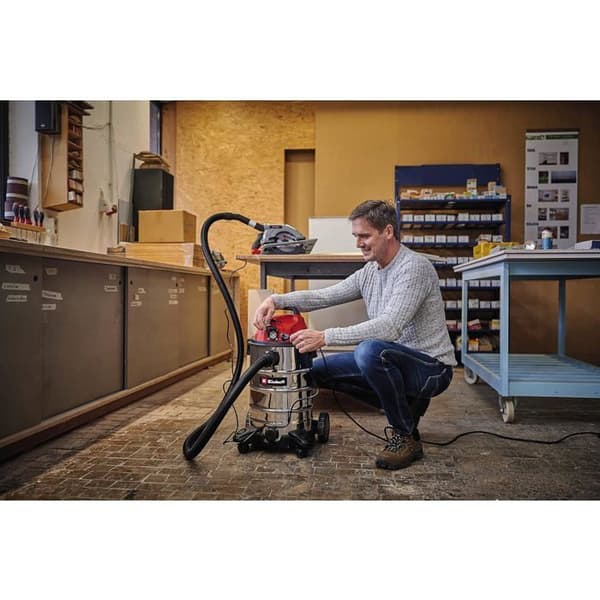 Sugaresor för vatten och damm - Einhell - TC-VC 1930 SA - 1500 W - Rostfri ståltank 30 L - Tillbehör ingår