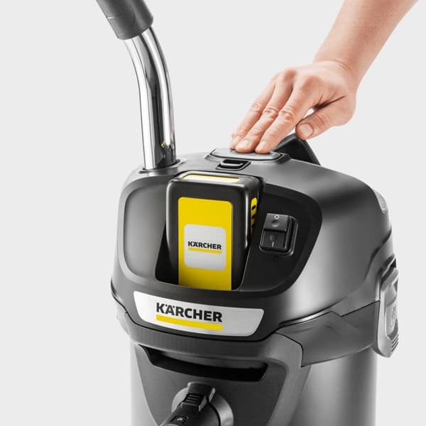 Dammsugare för aska och damm - KARCHER - AD 2 Trådlös - 18V - Behållare 14L - Slang 120cm
