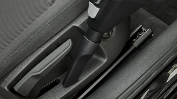 Bosch BCS712XXL stavstøvsuger/elektrisk kost Batteritør Poseløs 0,3 L Sort 3 Ah
