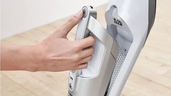 Bosch sladdlös dammsugare serie 4 BBH3ALL28 Flexxo