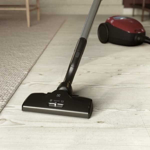 ELECTROLUX PD82-ANIMA - Påse-sugare Pure D8 - ultra tyst 57db - anti-lukt påse - räckvidd 12m - 3-i-1 tillbehör