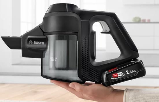 Bosch Serie 6 BBS611BSC stavvakuum/elektrisk kost 2-i-1 stavvakuum Batteritørt poseløs Sort 2,5 Ah