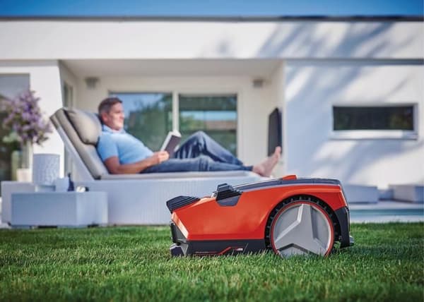 Einhell Robotgräsklippare FREELEXO CAM 500 Power X-Change (18V, 500 m²) Levereras med Batteri 3,0 Ah och Laddare