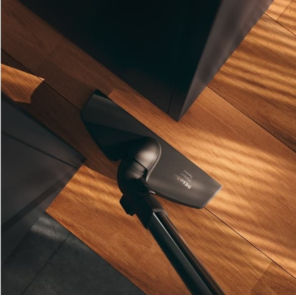 Boost CX1 Parquet PowerLine påslös dammsugare Vit Lotus