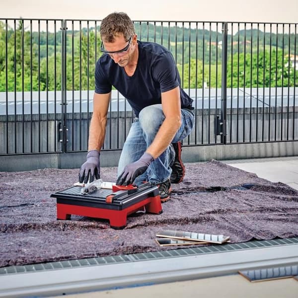 Trådlös kakelskärare - Einhell - TE-TC 18/115 Li-Solo - 18V - Skiva 115 mm - Lätt och flexibel
