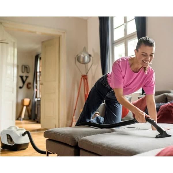 KARCHER DS 6 PLUS - Pölypussiton imuri vesisuodatuksella + lisävarusteet - Puhdistaa 99,95 % pölyttömästä ilmasta