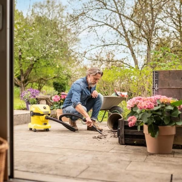 KARCHER WD 2-18 V-12/18 sladdlös vatten- och dammsugare (med avtagbart 18 V/2,5 Ah batteri och laddare) - (1.628-501.0)