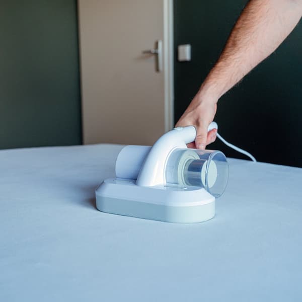Nexxt Dammsugare – Madrassrensare med UV-C-Ljus Sterilisering – 300W