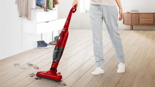 Bosch Serie 2 BBHF214R 2-in-1 Langaton Pölynimuri Punainen
