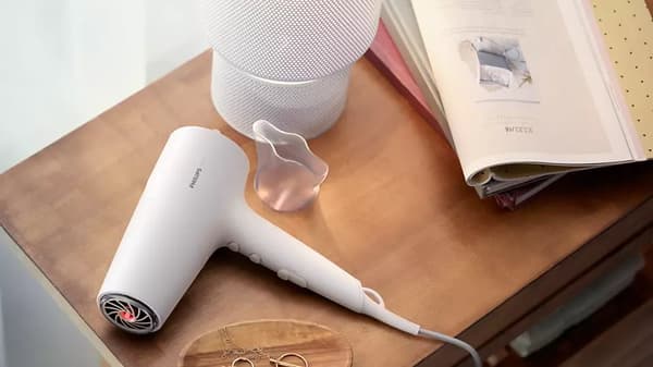 Philips | Hair Dryer | BHD500/00 | 2100 W | Number of temperature settings 3 | Ionic function | White