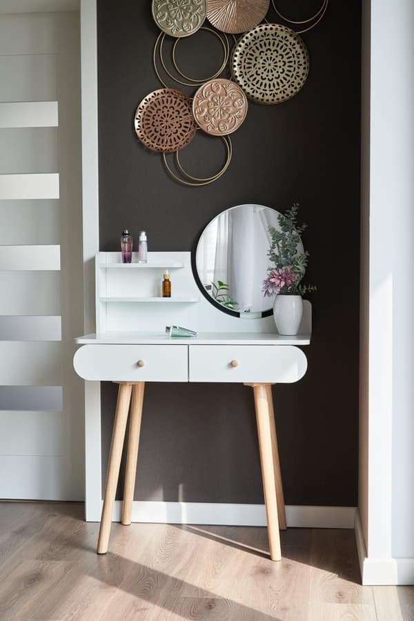 Kosmetisk toiletbord med spejl - SANDI hvid