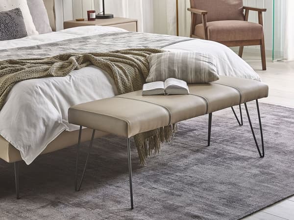 Soveromsbenk Beige Kunstskinntrekk Metallben Moderne