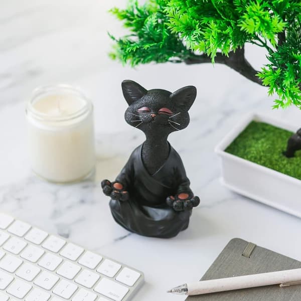 Fantastisk svart katt Buddha-figur för meditation, yogadekor, presenter till kattälskare, yogapresenter, meditationspresenter