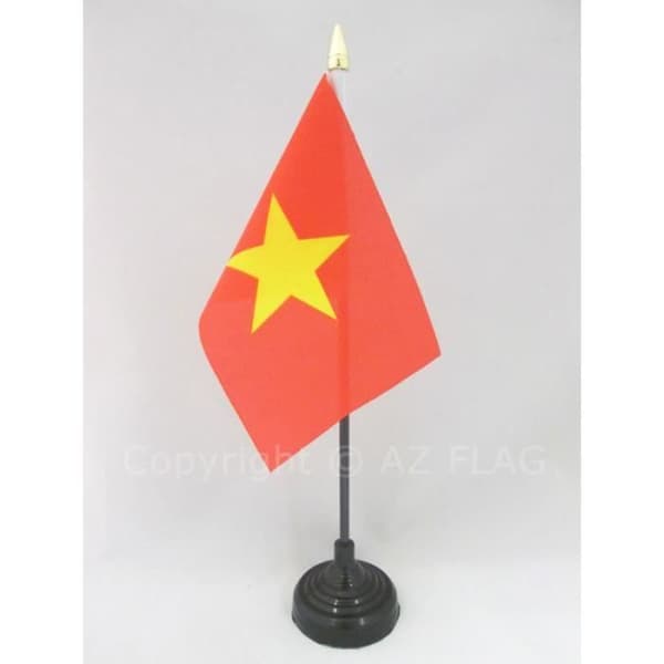 Bordflagg Vietnam 15x10cm - vietnamesisk med gullspiss