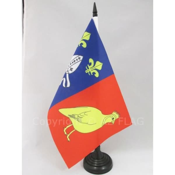 Charente Maritime bordsflagga 21x14cm - Department of Charente Hög kvalitet