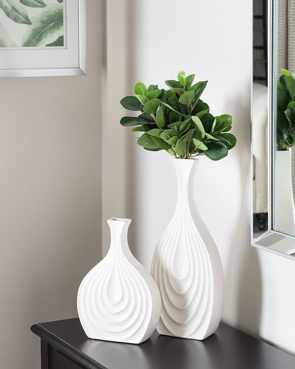 Blomvas Vit Keramik 39 cm Dekorativ Snidad yta Oregelbunden form