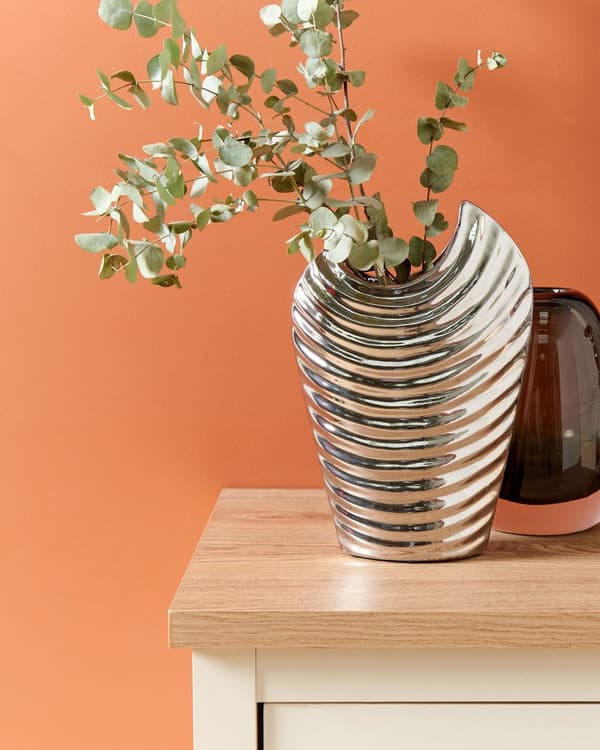 Vase Sølv Steintøy 26 cm Buet form Riller Dekorasjon Tilbehør Blomstervase Moderne Glamorøs