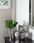 Miniatyrbilde 4 av 6: Dekorativ Blomstervase Sølvfarget Steingods med Honeycomb-mønster Glamour